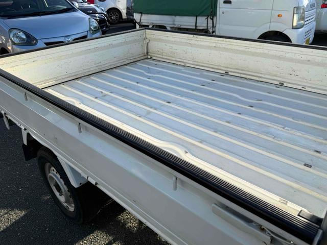 キャリイトラック ＫＣエアコン・パワステ　４ＷＤ　ＭＴ　エアコン（12枚目）