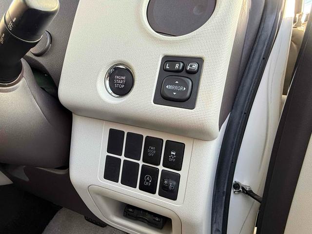 ポルテ Ｘ　ＥＴＣ　バックカメラ　ナビ　電動スライドドア　スマートキー　アイドリングストップ　電動格納ミラー　ＣＶＴ　衝突安全ボディ　ＡＢＳ　ＥＳＣ　エアコン　パワーステアリング　パワーウィンドウ（7枚目）