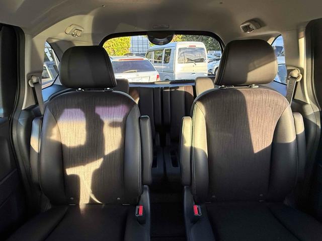 フリードハイブリッド ジャストセレクション　ドライブレコーダー　ナビ　オートクルーズコントロール　両側電動スライドドア　オートライト　ＨＩＤ　スマートキー　電動格納ミラー　３列シート　ウォークスルー　ＣＶＴ　アルミホイール　Ｂｌｕｅｔｏｏｔｈ（34枚目）