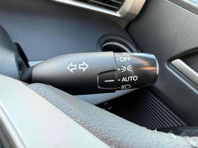 フリードハイブリッド ジャストセレクション　ドライブレコーダー　ナビ　オートクルーズコントロール　両側電動スライドドア　オートライト　ＨＩＤ　スマートキー　電動格納ミラー　３列シート　ウォークスルー　ＣＶＴ　アルミホイール　Ｂｌｕｅｔｏｏｔｈ（36枚目）