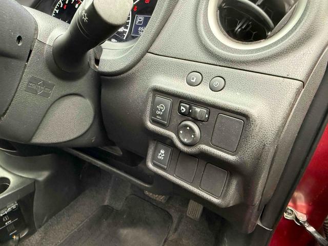 �w�A�C�h�����O�X�g�b�v�x�N���}����Ԃ���Ǝ����I�ɃG���W�����~���A���ʂȔR�������r�o�K�X��}���܂��B�f�����G���W�����Ďn��������ȂǁA�h���C�o�[�̊��o�ƃY���̂Ȃ����R�Ȑ����ڎw���Ă��܂��B