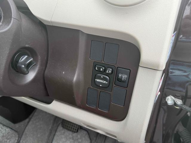 パッソ Ｘ　ユルリ　スマートキー　電動格納ミラー　ＣＶＴ　盗難防止システム　衝突安全ボディ　ベンチシート　ＡＢＳ　ＣＤ　ＭＤ　ミュージックプレイヤー接続可　エアコン　パワーステアリング　パワーウィンドウ（9枚目）
