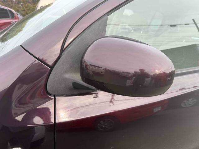 パッソ Ｘ　ユルリ　スマートキー　電動格納ミラー　ＣＶＴ　盗難防止システム　衝突安全ボディ　ベンチシート　ＡＢＳ　ＣＤ　ＭＤ　ミュージックプレイヤー接続可　エアコン　パワーステアリング　パワーウィンドウ（25枚目）