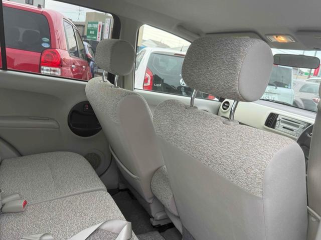 パッソ Ｘ　ユルリ　スマートキー　電動格納ミラー　ＣＶＴ　盗難防止システム　衝突安全ボディ　ベンチシート　ＡＢＳ　ＣＤ　ＭＤ　ミュージックプレイヤー接続可　エアコン　パワーステアリング　パワーウィンドウ（33枚目）