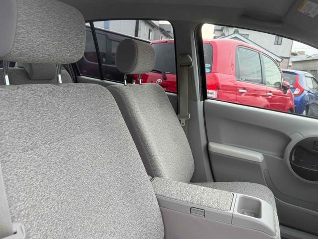 パッソ Ｘ　ユルリ　スマートキー　電動格納ミラー　ＣＶＴ　盗難防止システム　衝突安全ボディ　ベンチシート　ＡＢＳ　ＣＤ　ＭＤ　ミュージックプレイヤー接続可　エアコン　パワーステアリング　パワーウィンドウ（36枚目）