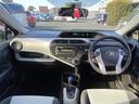 アクア Ｓ　ＥＴＣ　オートライト　スマートキー　アイドリングストップ　電動格納ミラー　ＣＶＴ　ＡＢＳ　ＥＳＣ　ＣＤ　エアコン　パワーステアリング　パワーウィンドウ（2枚目）
