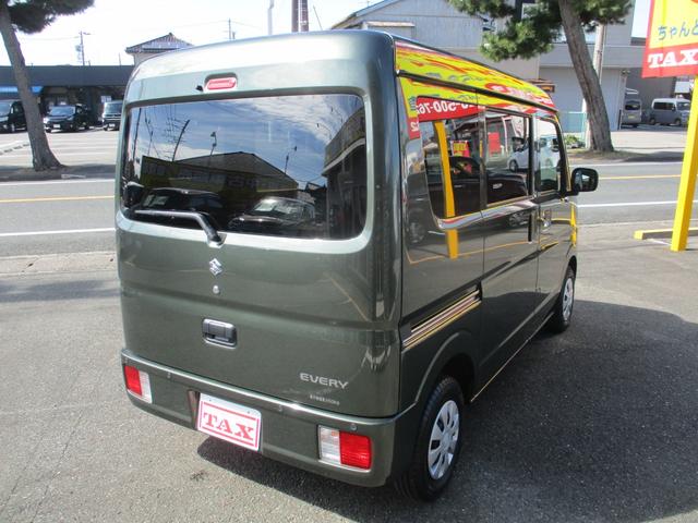 エブリイ ＰＣ　１オーナー車　禁煙車　純正ディスプレイオーディオ　バックカメラ　Ｂｌｕｅｔｏｏｔｈ　ＬＥＤヘッドライト　キーレス付き（9枚目）