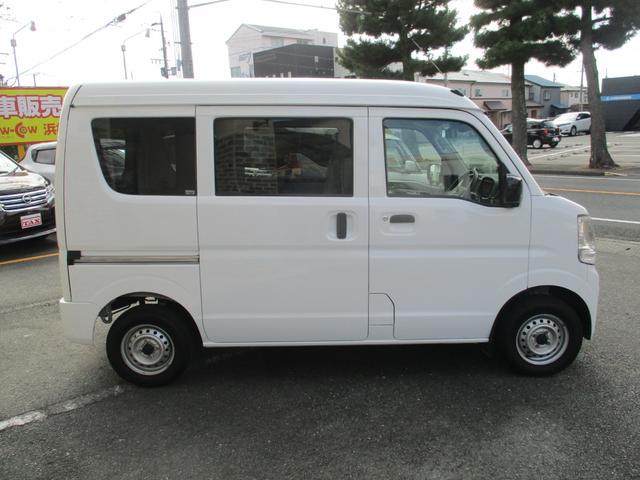 エブリイ PC セーフティサポート装着車・社外ナビ・Bluetooth・バックカメラ・フォグランプ・キーレス付き(6枚目)