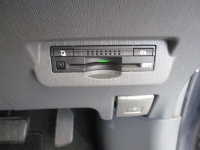 プリウスアルファ Ｓ　純正ＳＤナビ・フルセグＴＶ・Ｂｌｕｅｔｏｏｔｈ・バックカメラ・ＥＴＣ・車検９年６月まで（18枚目）