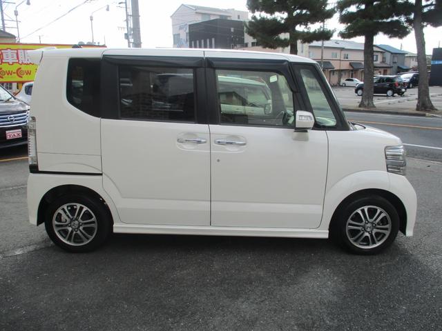 Ｎ－ＢＯＸカスタム Ｇ　ＳＳパッケージ　１オーナー・禁煙車・純正ＳＤナビ・フルセグＴＶ・バックカメラ・両側電動スライドドア付き（9枚目）