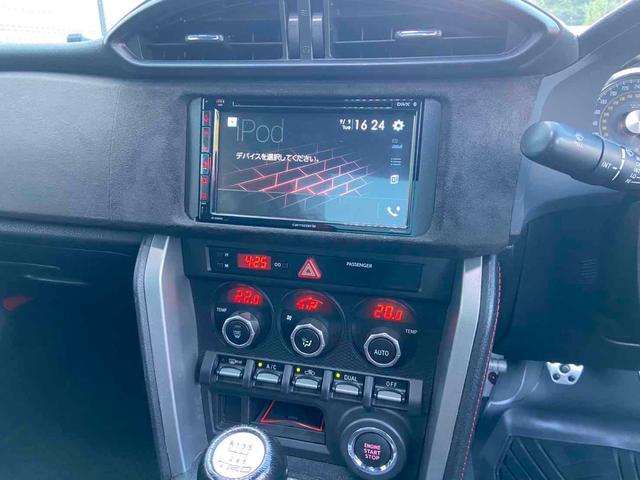 ８６ ＧＴ　ＢＬＩＴＺエアロスピードＲコンセプト　６ＭＴ　ＶＬＡＮＤヘッドライト　Ｂｌｕｅｔｏｏｔｈ　ＶＡＬＥＮＴＩサイドマーカー　クイックリリース　ＡＲＲＯＷＺ車高調　ＥＴＣ　禁煙車（4枚目）