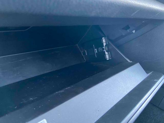 ８６ ＧＴ　ＢＬＩＴＺエアロスピードＲコンセプト　６ＭＴ　ＶＬＡＮＤヘッドライト　Ｂｌｕｅｔｏｏｔｈ　ＶＡＬＥＮＴＩサイドマーカー　クイックリリース　ＡＲＲＯＷＺ車高調　ＥＴＣ　禁煙車（6枚目）