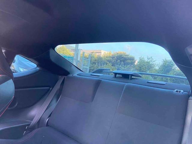 ８６ ＧＴ　ＢＬＩＴＺエアロスピードＲコンセプト　６ＭＴ　ＶＬＡＮＤヘッドライト　Ｂｌｕｅｔｏｏｔｈ　ＶＡＬＥＮＴＩサイドマーカー　クイックリリース　ＡＲＲＯＷＺ車高調　ＥＴＣ　禁煙車（12枚目）