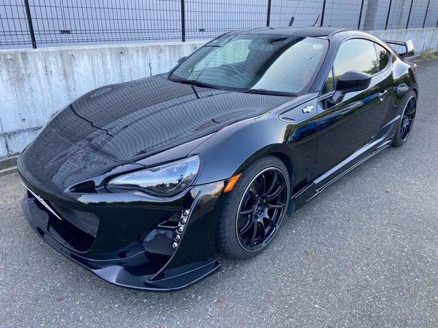 ８６ ＧＴ　ＢＬＩＴＺエアロスピードＲコンセプト　６ＭＴ　ＶＬＡＮＤヘッドライト　Ｂｌｕｅｔｏｏｔｈ　ＶＡＬＥＮＴＩサイドマーカー　クイックリリース　ＡＲＲＯＷＺ車高調　ＥＴＣ　禁煙車（13枚目）