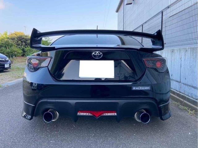 ８６ ＧＴ　ＢＬＩＴＺエアロスピードＲコンセプト　６ＭＴ　ＶＬＡＮＤヘッドライト　Ｂｌｕｅｔｏｏｔｈ　ＶＡＬＥＮＴＩサイドマーカー　クイックリリース　ＡＲＲＯＷＺ車高調　ＥＴＣ　禁煙車（18枚目）
