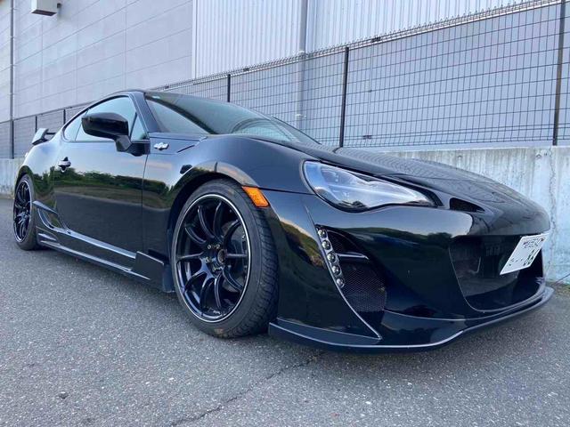 ８６ ＧＴ　ＢＬＩＴＺエアロスピードＲコンセプト　６ＭＴ　ＶＬＡＮＤヘッドライト　Ｂｌｕｅｔｏｏｔｈ　ＶＡＬＥＮＴＩサイドマーカー　クイックリリース　ＡＲＲＯＷＺ車高調　ＥＴＣ　禁煙車（26枚目）