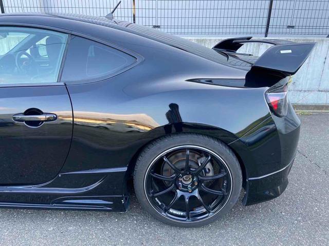 ８６ ＧＴ　ＢＬＩＴＺエアロスピードＲコンセプト　６ＭＴ　ＶＬＡＮＤヘッドライト　Ｂｌｕｅｔｏｏｔｈ　ＶＡＬＥＮＴＩサイドマーカー　クイックリリース　ＡＲＲＯＷＺ車高調　ＥＴＣ　禁煙車（32枚目）
