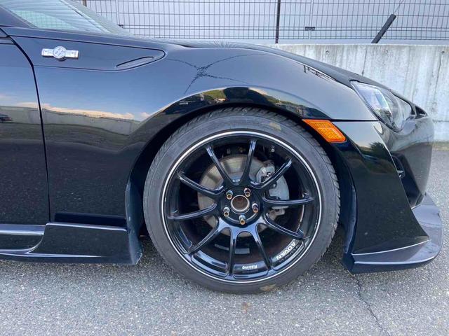 ８６ ＧＴ　ＢＬＩＴＺエアロスピードＲコンセプト　６ＭＴ　ＶＬＡＮＤヘッドライト　Ｂｌｕｅｔｏｏｔｈ　ＶＡＬＥＮＴＩサイドマーカー　クイックリリース　ＡＲＲＯＷＺ車高調　ＥＴＣ　禁煙車（41枚目）