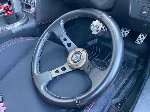 ８６ ＧＴ　ＢＬＩＴＺエアロスピードＲコンセプト　６ＭＴ　ＶＬＡＮＤヘッドライト　Ｂｌｕｅｔｏｏｔｈ　ＶＡＬＥＮＴＩサイドマーカー　クイックリリース　ＡＲＲＯＷＺ車高調　ＥＴＣ　禁煙車（50枚目）