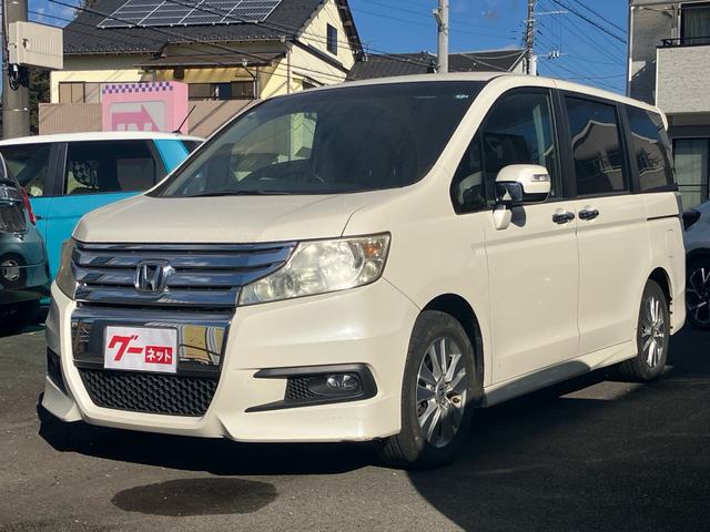 ステップワゴンスパーダ Ｚ　ＨＤＤナビエディション　バックカメラ　コンフォートビューパッケージ　両側電動スライドドア　スマートキー　スペアキー　ＨＩＤヘッドライト　オートライト　アクティブコーナリングライト　ＥＴＣ（3枚目）