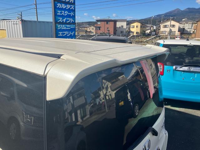 ステップワゴンスパーダ Ｚ　ＨＤＤナビエディション　バックカメラ　コンフォートビューパッケージ　両側電動スライドドア　スマートキー　スペアキー　ＨＩＤヘッドライト　オートライト　アクティブコーナリングライト　ＥＴＣ（7枚目）