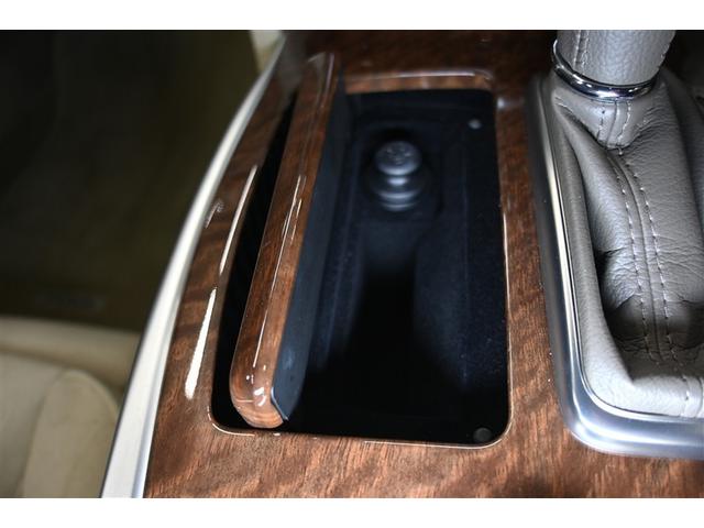 フーガ ３７０ＧＴ　衝突被害軽減システム　オートクルーズコントロール　ＬＥＤヘッドランプ　ＨＤＤナビ　バックカメラ　ＥＴＣ　ドラレコ　フルセグ　ミュージックプレイヤー接続可　ＤＶＤ再生　ＣＤ　アルミホイール　スマートキー（11枚目）