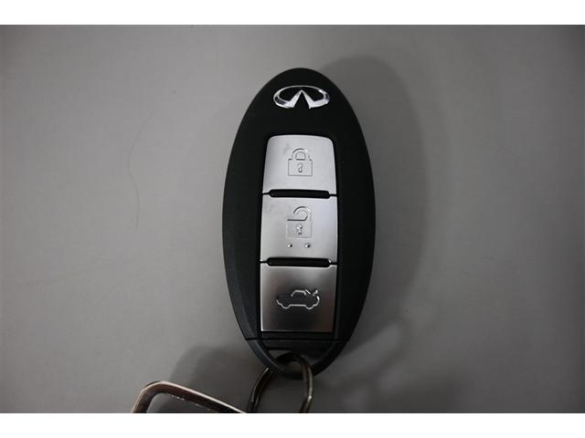 フーガ ３７０ＧＴ　衝突被害軽減システム　オートクルーズコントロール　ＬＥＤヘッドランプ　ＨＤＤナビ　バックカメラ　ＥＴＣ　ドラレコ　フルセグ　ミュージックプレイヤー接続可　ＤＶＤ再生　ＣＤ　アルミホイール　スマートキー（32枚目）