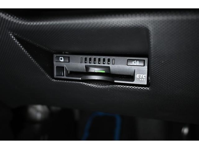 ロッキー プレミアムＧ　ＨＥＶ　ハイブリッド　衝突被害軽減システム　オートクルーズコントロール　ＬＥＤヘッドランプ　メモリーナビ　バックカメラ　ＥＴＣ　ドラレコ　フルセグ　ミュージックプレイヤー接続可　ＤＶＤ再生　ＣＤ　スマートキー（24枚目）