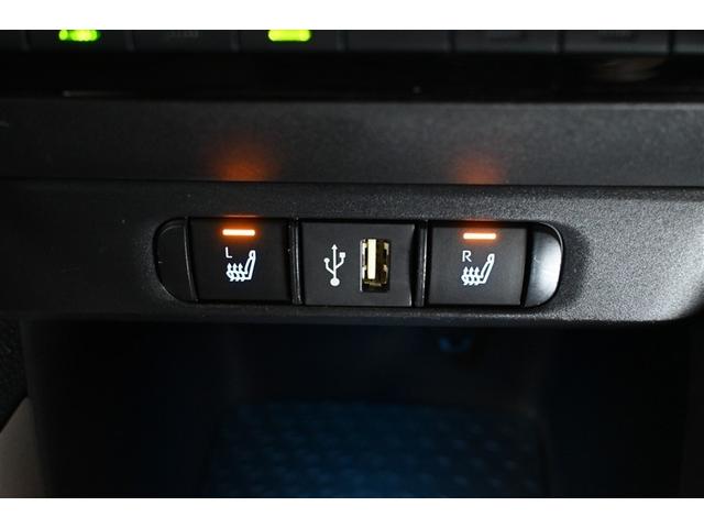 ヤリス ハイブリッドZ ハイブリッド 衝突被害軽減システム オートクルーズコントロール LEDヘッドランプ メモリーナビ バックカメラ ETC ドラレコ ミュージックプレイヤー接続可 DVD再生 CD アルミホイール(11枚目)