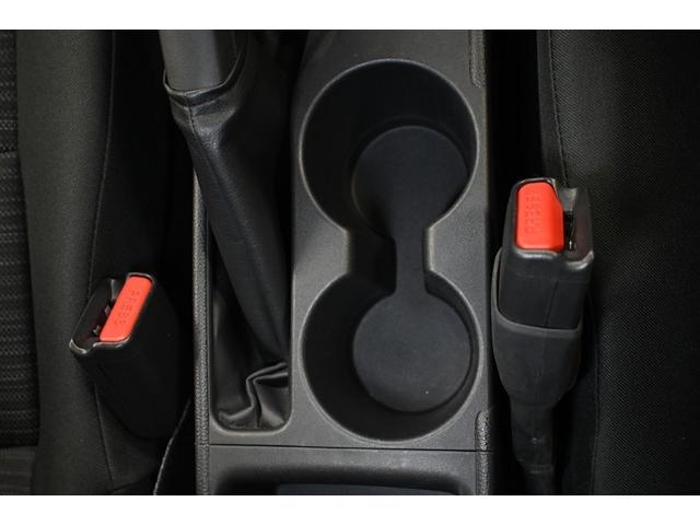 ヤリス ハイブリッドZ ハイブリッド 衝突被害軽減システム オートクルーズコントロール LEDヘッドランプ メモリーナビ バックカメラ ETC ドラレコ ミュージックプレイヤー接続可 DVD再生 CD アルミホイール(15枚目)