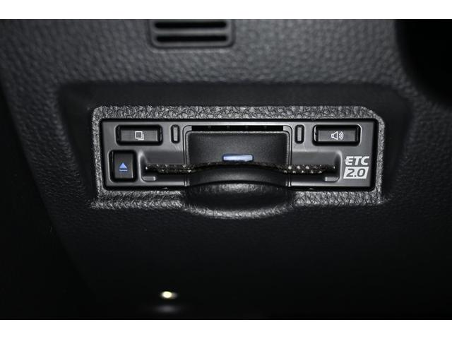 ノア ハイブリッドＳ－Ｚ　ハイブリッド　衝突被害軽減システム　両側電動スライド　オートクルーズコントロール　ＬＥＤヘッドランプ　１００Ｖ電源　メモリーナビ　後席モニター　バックカメラ　ＥＴＣ　ドラレコ　フルセグ　ＤＶＤ再生（9枚目）