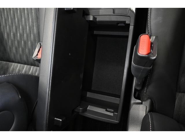 ノア ハイブリッドＳ－Ｚ　ハイブリッド　衝突被害軽減システム　両側電動スライド　オートクルーズコントロール　ＬＥＤヘッドランプ　１００Ｖ電源　メモリーナビ　後席モニター　バックカメラ　ＥＴＣ　ドラレコ　フルセグ　ＤＶＤ再生（13枚目）