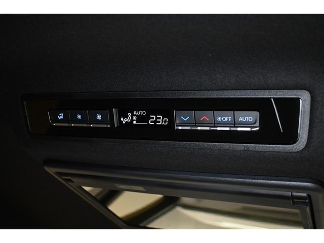 ノア ハイブリッドＳ－Ｚ　ハイブリッド　衝突被害軽減システム　両側電動スライド　オートクルーズコントロール　ＬＥＤヘッドランプ　１００Ｖ電源　メモリーナビ　後席モニター　バックカメラ　ＥＴＣ　ドラレコ　フルセグ　ＤＶＤ再生（16枚目）