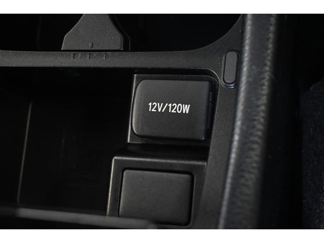 ハリアー エレガンス　衝突被害軽減システム　オートクルーズコントロール　ＬＥＤヘッドランプ　メモリーナビ　バックカメラ　ＥＴＣ　ドラレコ　フルセグ　ＤＶＤ再生　ＣＤ　アルミホイール　スマートキー　キーレス　電動シート（12枚目）