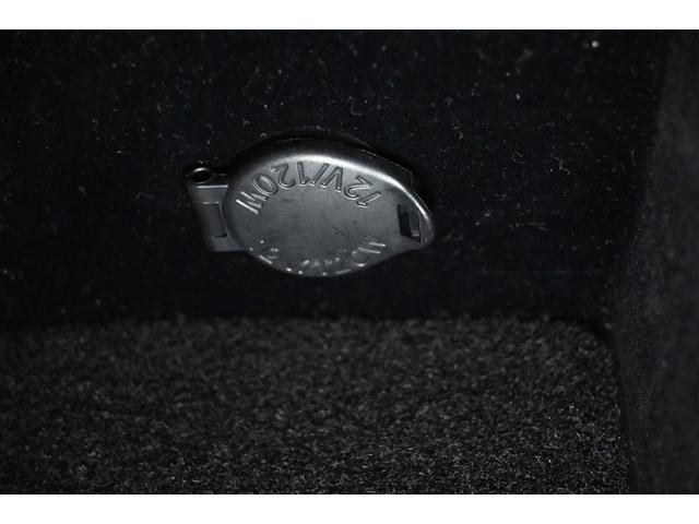 クラウンハイブリッド アスリートＳ　ハイブリッド　衝突被害軽減システム　オートクルーズコントロール　ＨＩＤヘッドライト　ＨＤＤナビ　バックカメラ　ＥＴＣ　ドラレコ　フルセグ　ミュージックプレイヤー接続可　ＤＶＤ再生　ＣＤ　アルミホイール（16枚目）