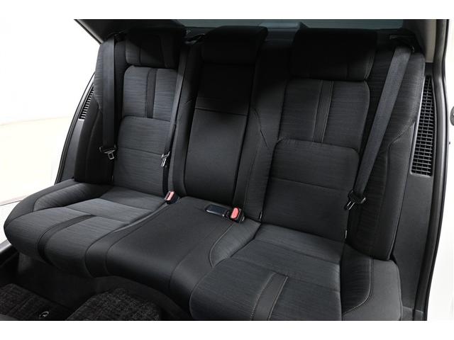 クラウンハイブリッド アスリートＳ　ハイブリッド　衝突被害軽減システム　オートクルーズコントロール　ＨＩＤヘッドライト　ＨＤＤナビ　バックカメラ　ＥＴＣ　ドラレコ　フルセグ　ミュージックプレイヤー接続可　ＤＶＤ再生　ＣＤ　アルミホイール（26枚目）