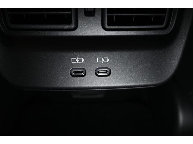 クラウンクロスオーバー Gアドバンスド 展示・試乗車 4WD ハイブリッド 衝突被害軽減システム オートクルーズコントロール LEDヘッドランプ 100V電源 バックカメラ ETC ドラレコ フルセグ ミュージックプレイヤー接続可 キーレス(18枚目)