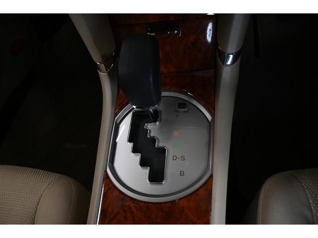 楽々操作のフロアシフトＡＴ。