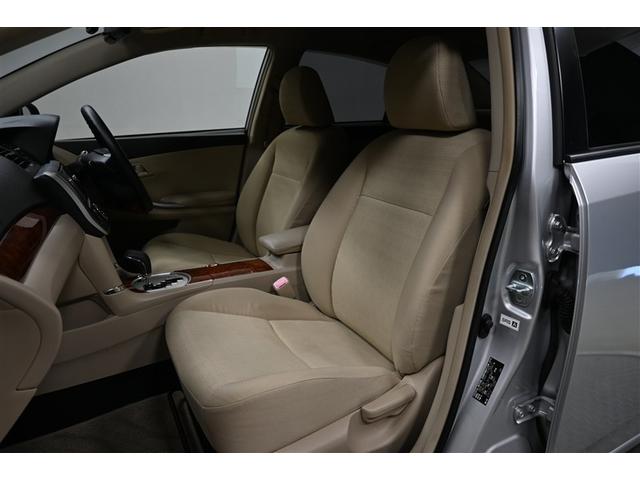 まるごとクリーニングでは前席を外してシート下まで徹底洗浄。消臭＆除菌効果あり、更に清潔感がＵＰ！