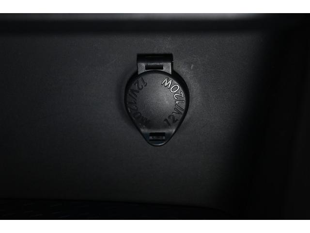 ヤリス Z 衝突被害軽減システム ローダウン オートクルーズコントロール LEDヘッドランプ メモリーナビ バックカメラ ミュージックプレイヤー接続可 アルミホイール スマートキー キーレス(13枚目)