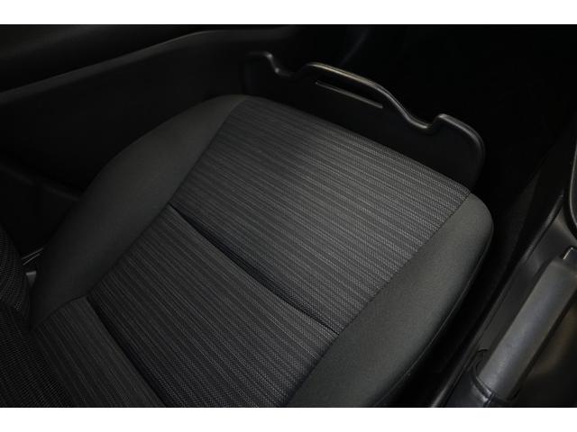 ヤリス Z 衝突被害軽減システム ローダウン オートクルーズコントロール LEDヘッドランプ メモリーナビ バックカメラ ミュージックプレイヤー接続可 アルミホイール スマートキー キーレス(16枚目)