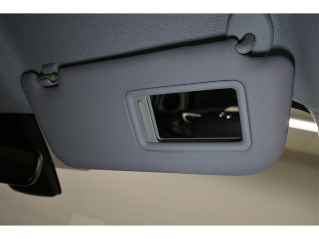 プリウス Ｓセーフティプラス　ハイブリッド　衝突被害軽減システム　オートクルーズコントロール　ＬＥＤヘッドランプ　メモリーナビ　バックカメラ　ＥＴＣ　ドラレコ　フルセグ　ミュージックプレイヤー接続可　ＤＶＤ再生　ＣＤ　スマートキー（17枚目）