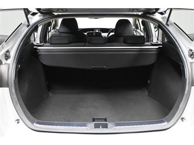 プリウス Ｓセーフティプラス　ハイブリッド　衝突被害軽減システム　オートクルーズコントロール　ＬＥＤヘッドランプ　メモリーナビ　バックカメラ　ＥＴＣ　ドラレコ　フルセグ　ミュージックプレイヤー接続可　ＤＶＤ再生　ＣＤ　スマートキー（28枚目）