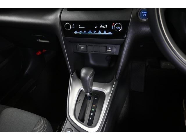 ヤリスクロス ハイブリッドＧ　ハイブリッド　衝突被害軽減システム　オートクルーズコントロール　ＬＥＤヘッドランプ　１００Ｖ電源　メモリーナビ　バックカメラ　ＥＴＣ　ドラレコ　ミュージックプレイヤー接続可　アルミホイール　キーレス（10枚目）