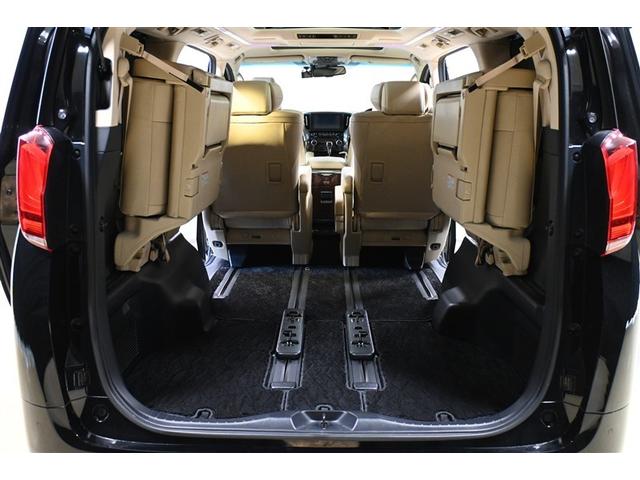 アルファード ３．５ＧＦ　衝突被害軽減システム　サンルーフ　両側電動スライド　オートクルーズコントロール　ＬＥＤヘッドランプ　１００Ｖ電源　メモリーナビ　後席モニター　バックカメラ　ＥＴＣ　ドラレコ　フルセグ　ＤＶＤ再生　ＣＤ（32枚目）