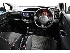 自動車保険も当社にお任せください。お客様のニーズに合わせた保証内容のご提案をいたします。 4