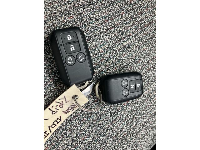 スペーシア ハイブリッドＸ　セーフティサポート　フルセグＴＶ　メモリーナビ　両側パワースライドドア　スマートキー　シートヒーター　コーナーセンサー　ＬＥＤライト（13枚目）