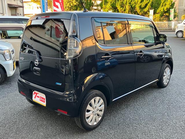 モコ ドルチェＸ　メモリーナビＴＶ　バックモニター　専用レザー調シート　ＨＩＤヘッドライト　フォグランプ　インテリジェントキー（4枚目）