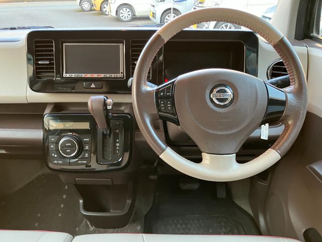 モコ ドルチェＸ　メモリーナビＴＶ　バックモニター　専用レザー調シート　ＨＩＤヘッドライト　フォグランプ　インテリジェントキー（14枚目）