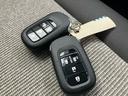 　ホンダセンシング　ＬＥＤライト　Ｂｌｕｅｔｏｏｔｈ　メモリーナビ　フルセグＴＶ　両側パワースライドドア　ドアバイザー　フロアマット　スマートキー　バックカメラ　オートクルーズ　パーキングセンサー（23枚目）
